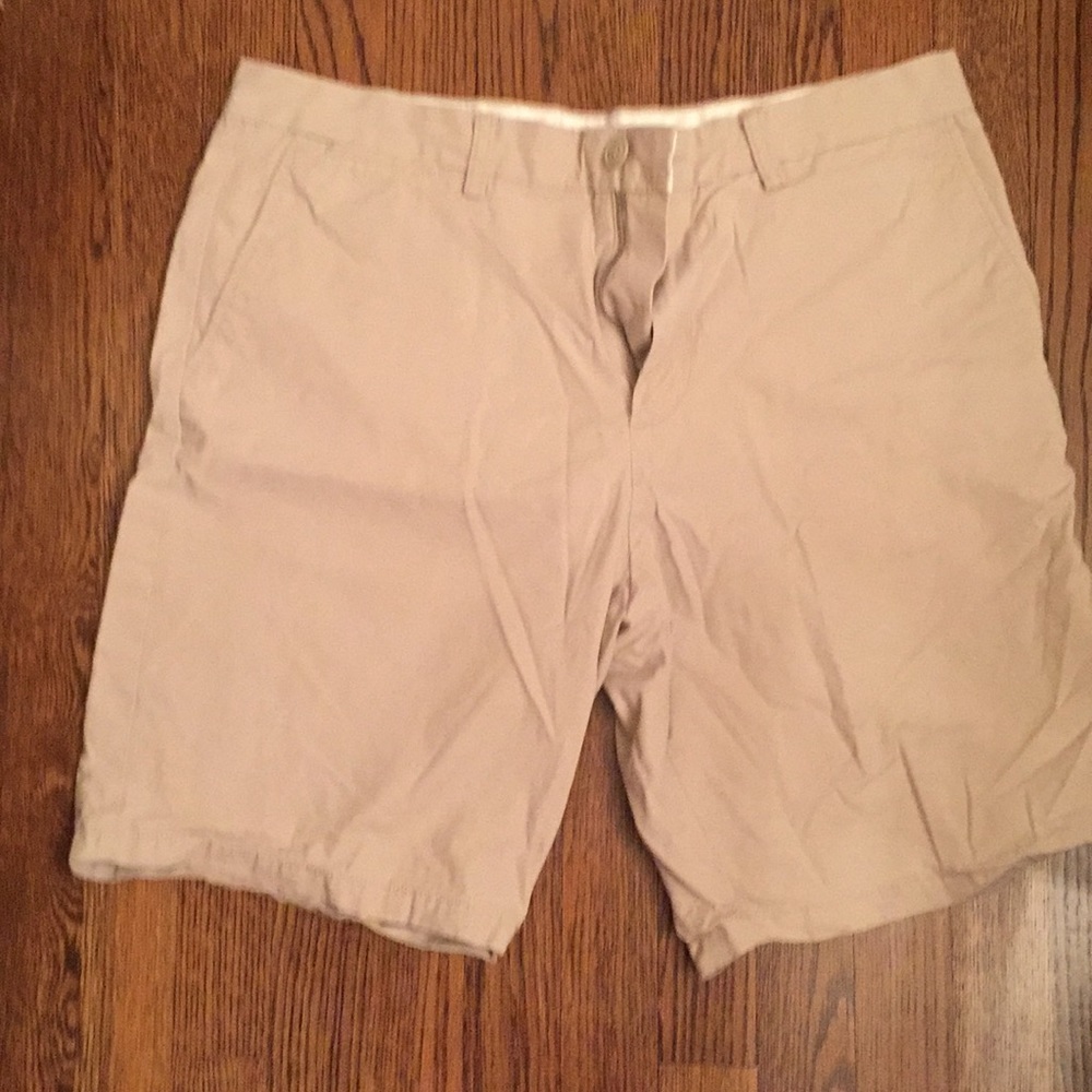 Khaki shorts